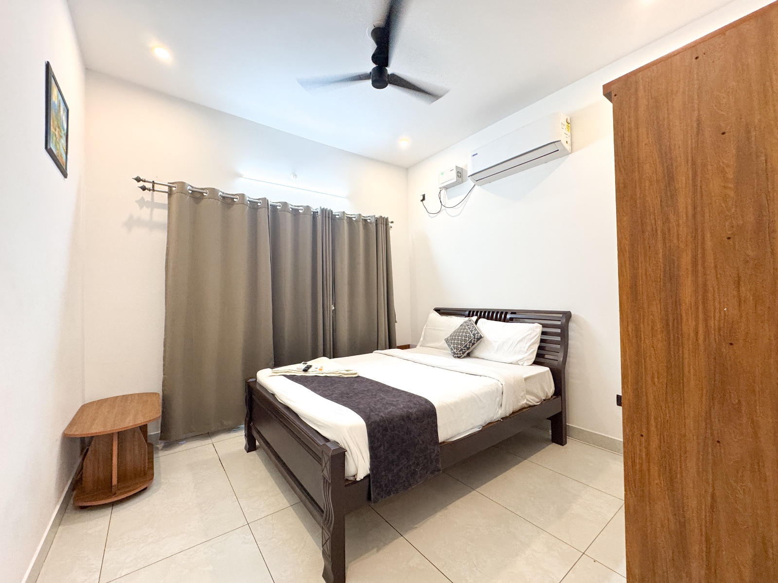 Deluxe Bedroom Pondicherry
