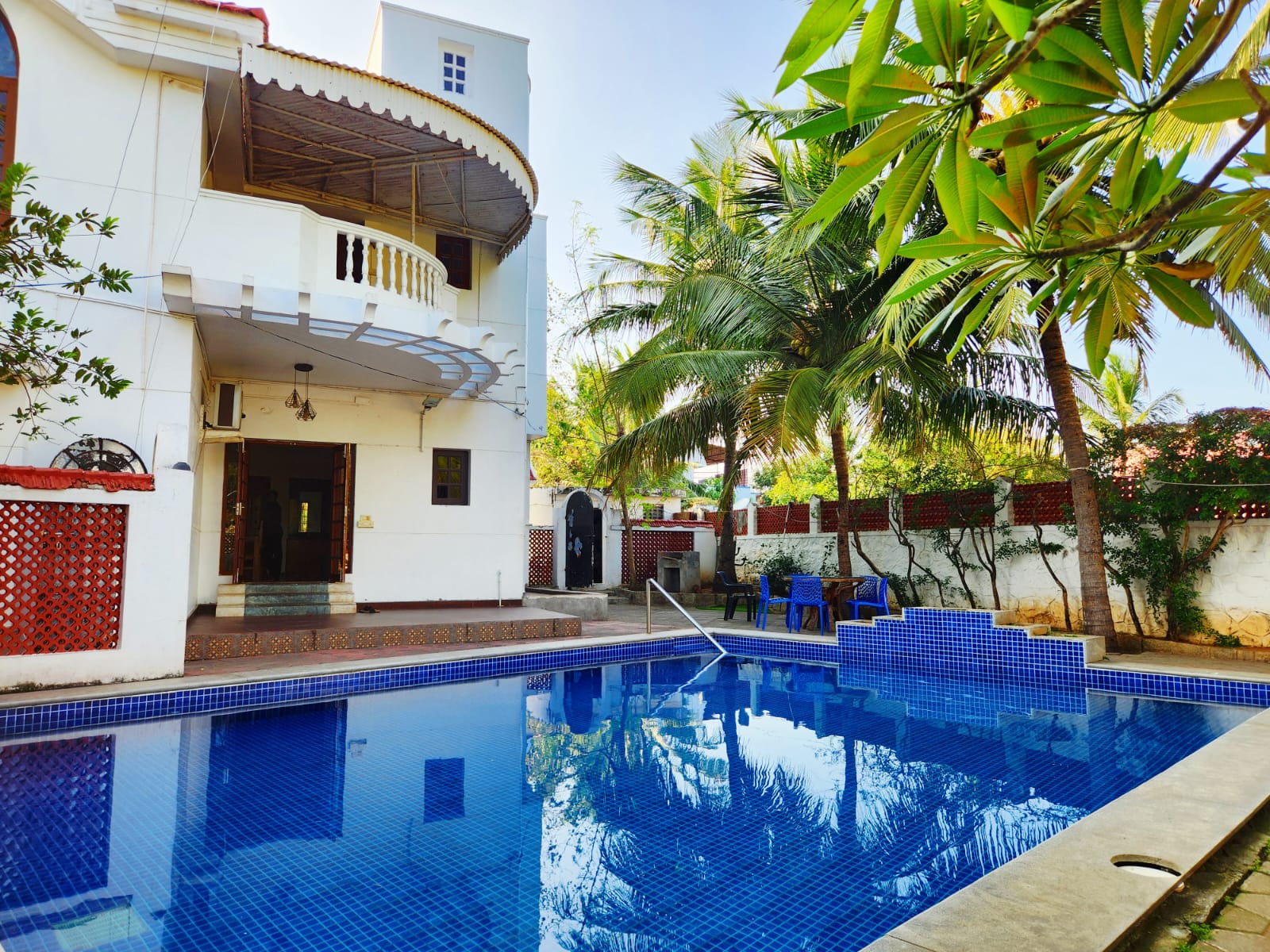 Poolside Villa ECR