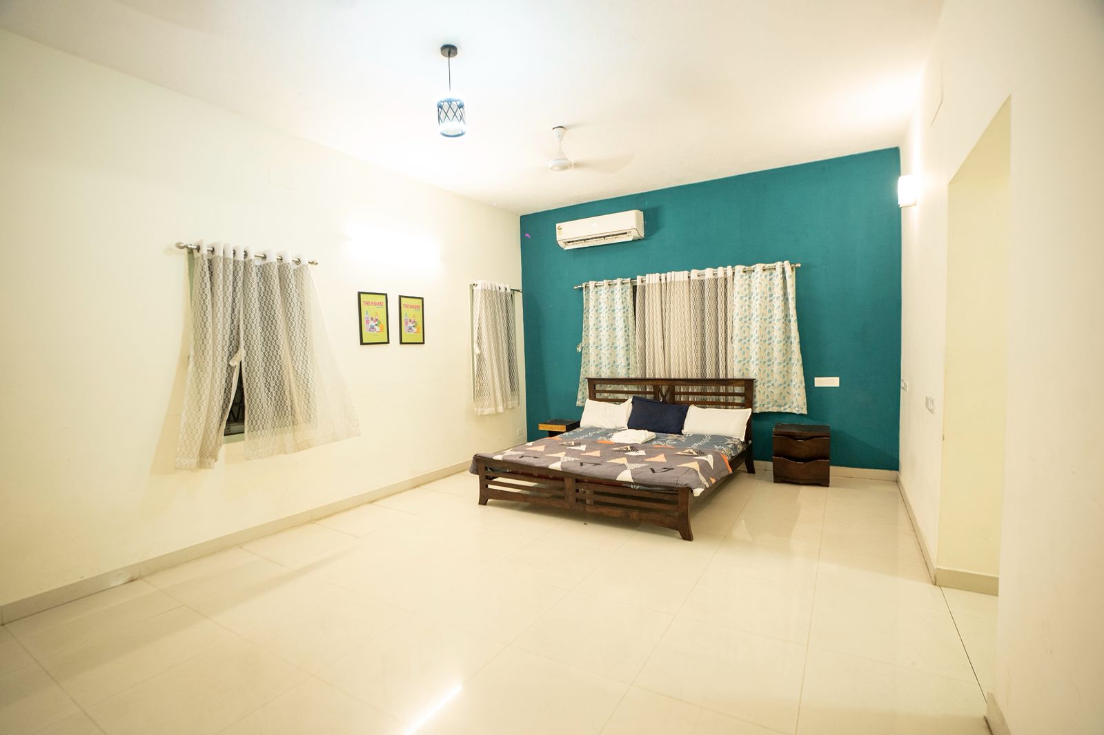 Deluxe Bedroom