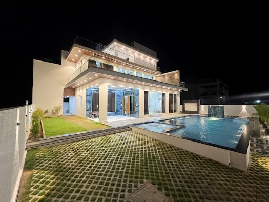ECR Poolside Villa, Chennai
